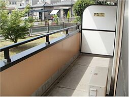 サン・オーレ奈良津 3階2LDKの室内