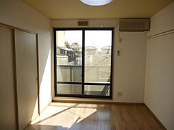 ビーライン日吉台Ｂ 1階2DKの室内