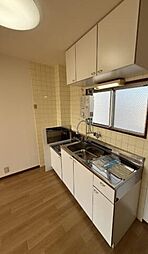 徳毛ビル 2階1LDKの室内