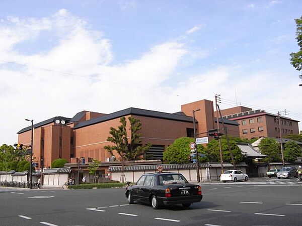 画像16:私立同志社大学今出川キャンパス（1058m）