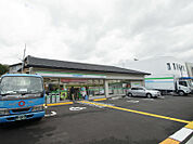 ファミリーマート　妙心寺駅前店（413m）