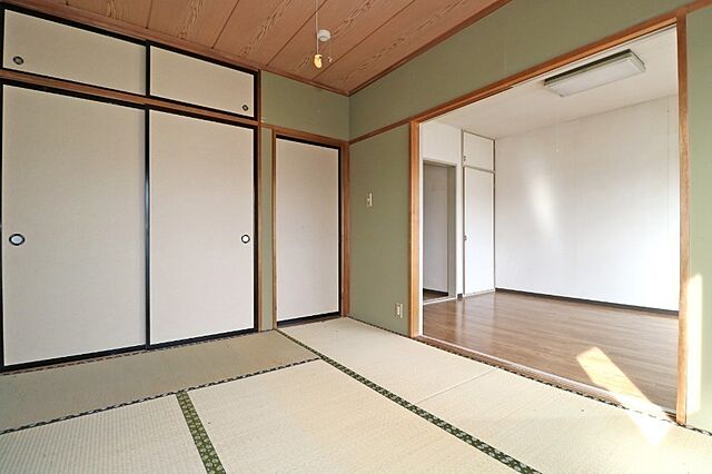 寝室
