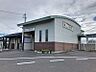周辺：名鉄西尾線「福地」駅まで約3568ｍ/徒歩約45分　4両編成対応の2面2線相対ホームを持つ行違い可能な地上駅です。停車する列車は昼間のすべての列車が急行であり毎時2本停車します。