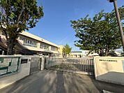 六名南保育園まで742m　徒歩約10分