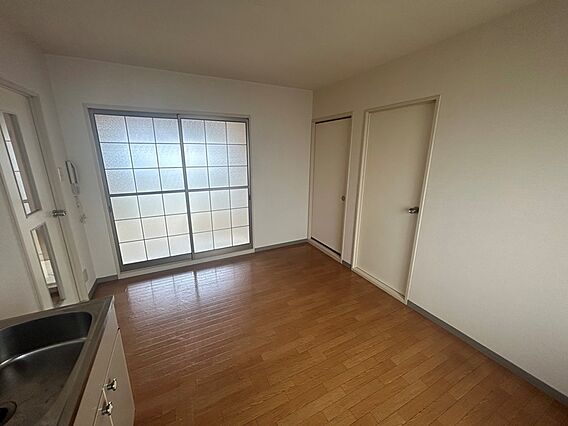 アダム・フィツラー A棟_内装_0