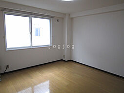 クゥーネルＳ 205 2階1Kのリビング/ダイニング