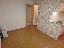 コンフォートI 105 2階1LDKのリビング/ダイニング