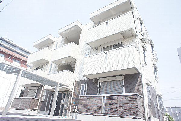 ディアコート ｜千葉県船橋市本町6丁目(賃貸アパート1LDK・3階・41.13㎡)の写真 その1