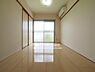 リビング/ダイニング：統一されたデザインのリビング