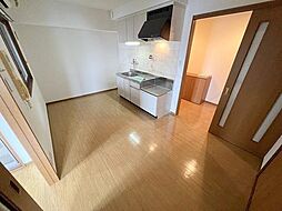 レスペクテ　高齢者向優良賃貸住宅 4階1DKのリビング/ダイニング