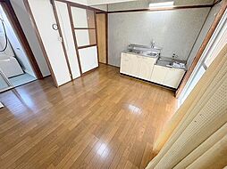 居間