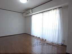 JR東海道・山陽本線 山科駅 徒歩2分の賃貸マンション 3階1Kのリビング/ダイニング