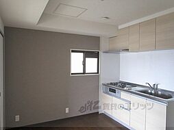 京都市営烏丸線 五条駅 徒歩5分の賃貸マンション 9階2DKのリビング/ダイニング