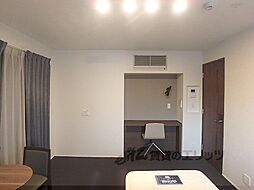 シャーメゾン高倉高辻 1階ワンルームのリビング/ダイニング