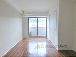 JR東海道・山陽本線 山科駅 徒歩21分の賃貸マンション 3階1Kのリビング/ダイニング