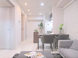 JR東海道・山陽本線 西大路駅 徒歩5分の賃貸マンション 6階2LDKのリビング/ダイニング