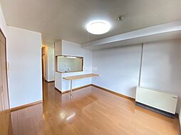 フェイマスＫＩＴＡＭＩ　3番館 203 2階3LDKのリビング/ダイニング