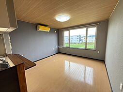 イル　フィオーレ 2階1LDKのリビング/ダイニング