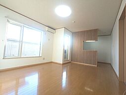 プライムハウスI 1階2LDKのリビング/ダイニング