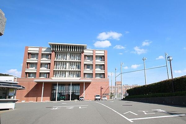 画像19:下関市立大学(741m)