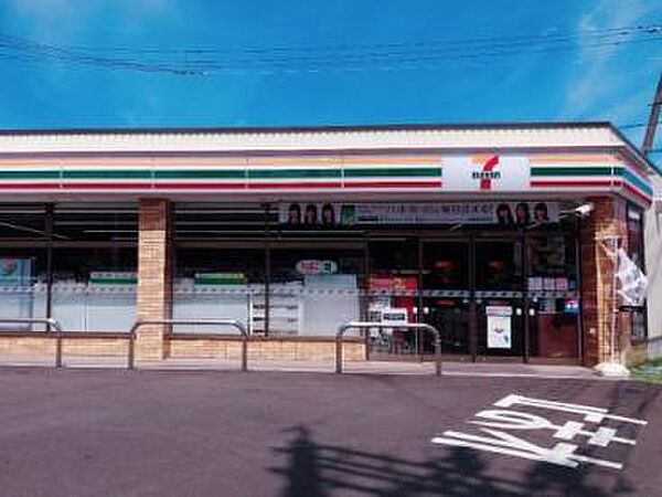 画像24:セブンイレブン下関綾羅木新町店(596m)