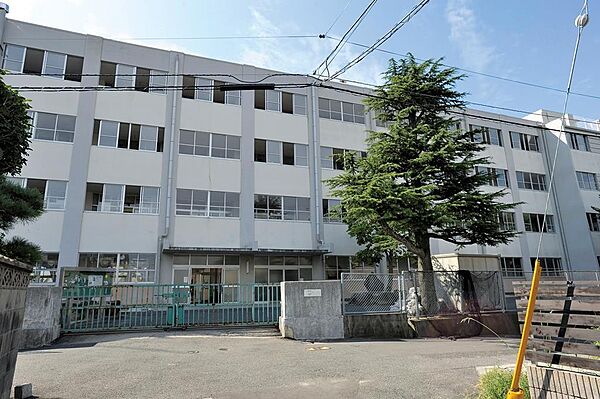 画像20:下関市立安岡小学校(1、254m)