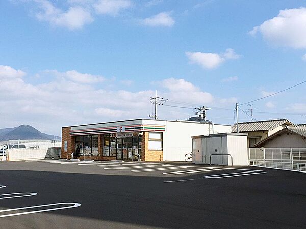 画像24:セブンイレブン下関稗田西町店(409m)