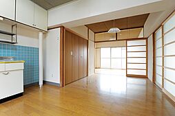 居間