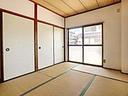 間取り反転タイプの部屋参照