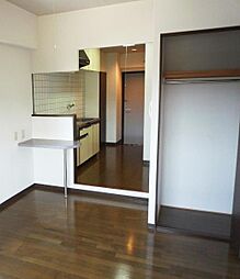 ビアン1号館 203 2階ワンルームのリビング/ダイニング