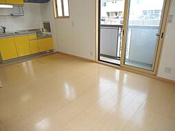 グリーンハイム　B棟 B202 2階ワンルームのリビング/ダイニング