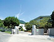 下関市立勝山小学校(781m)