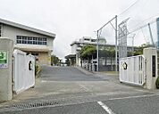 下関市立関西小学校(606m)