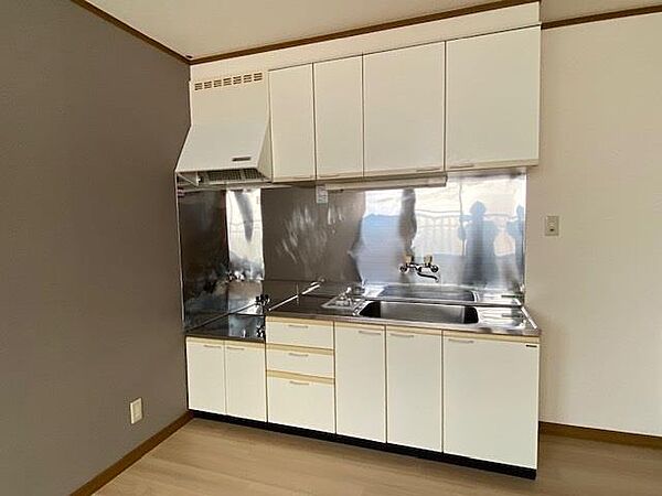 メゾンフジ D｜新潟県上越市東城町 3丁目(賃貸アパート1R・1階・28.98㎡)の写真 その8