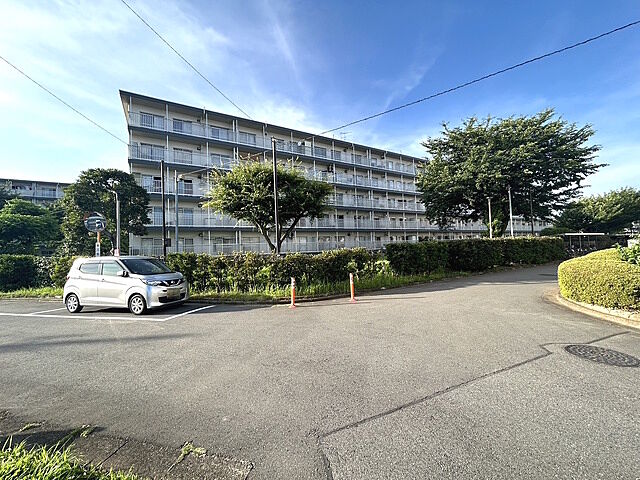 外観 芝中住宅ロー2号棟 4階/-