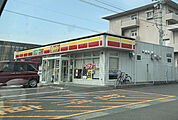 デイリーヤマザキ三豊詫間店 1672m