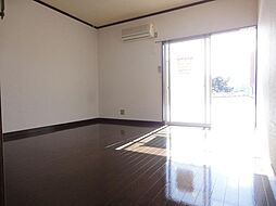 ロイヤルハイツ 201