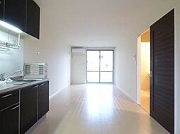 ミルキーウェイI 1階1LDKのリビング/ダイニング