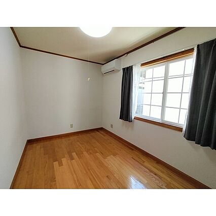 アランシア_内装_0