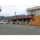 コンビニ「セブン-イレブン 上山田店まで750ｍ」