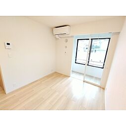 大−5 1階1LDKのリビング/ダイニング