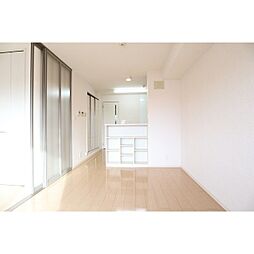 ルーエ三本柳　A棟 2階1LDKのリビング/ダイニング