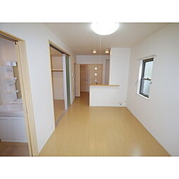 サンレミII 1階1LDKのリビング/ダイニング