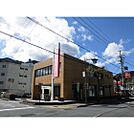 銀行「長野銀行上山田戸倉支店まで742ｍ」