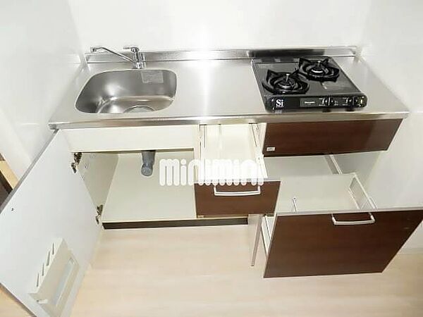 画像18:キッチンの収納スペースです。