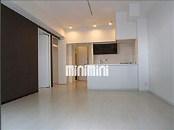 ファーストレジデンス栄 10階1LDKのリビング/ダイニング