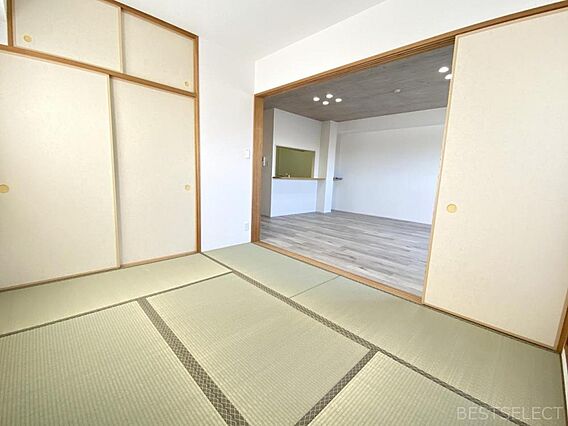 和室には天袋の...