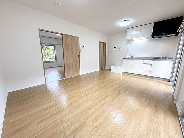 リビング/ダイニング 南大和住宅　10号棟 1階/-