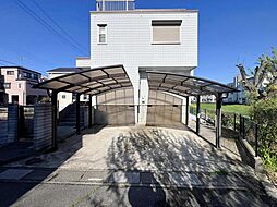 〜カーポート付の2台分の駐車スペース〜