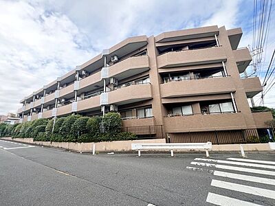 外観：「成増」駅徒歩約12分，生活施設が身近に点在するライフエリアです。